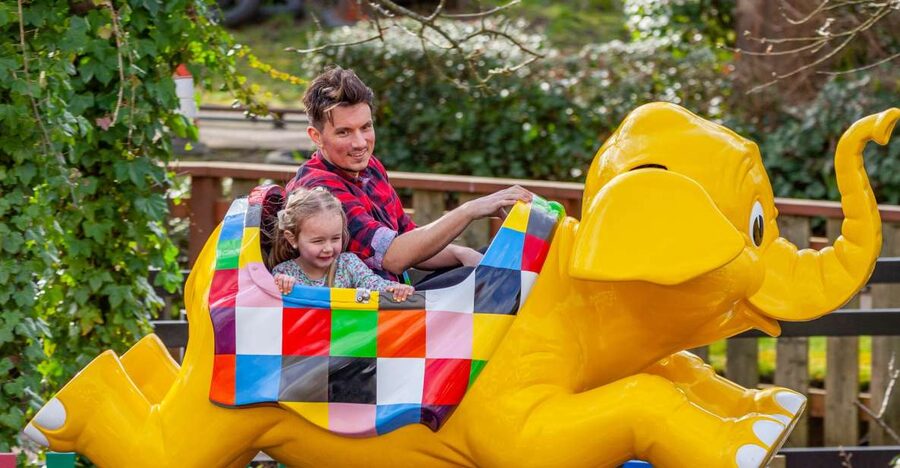 Chessington World of Adventures Resort: Entrance Ticket - The ten themed lands and how to use them