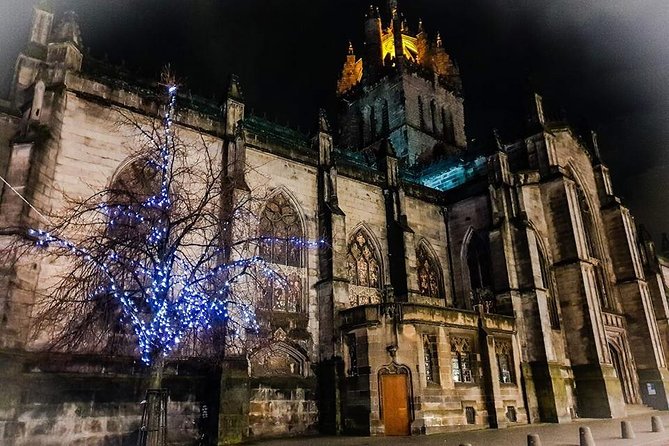 City of the Dead: The Double Dead Tour - The walk to Greyfriars Kirkyard