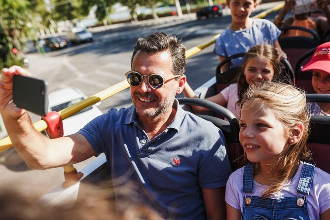 City Sightseeing London Hop-On Hop-Off Bus Tour & Bookable Extras - Timing, traffic, and crowded buses