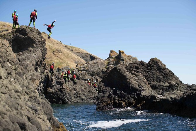 Coasteering Day Trips from Edinburgh - Cliff jumps for beginners and confident swimmers