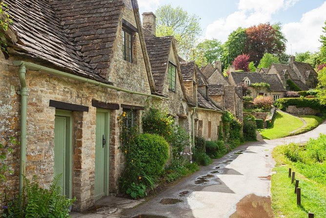 Cotswolds Small Group Tour from London - The small vehicle and the long road