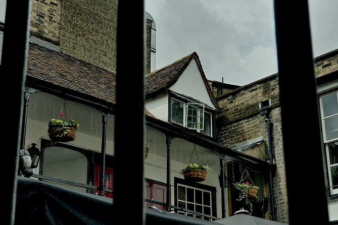 Creepy Cambridge - Cambridge's Most Entertaining Ghost Walk - Market Square and Cambridge’s harsher past