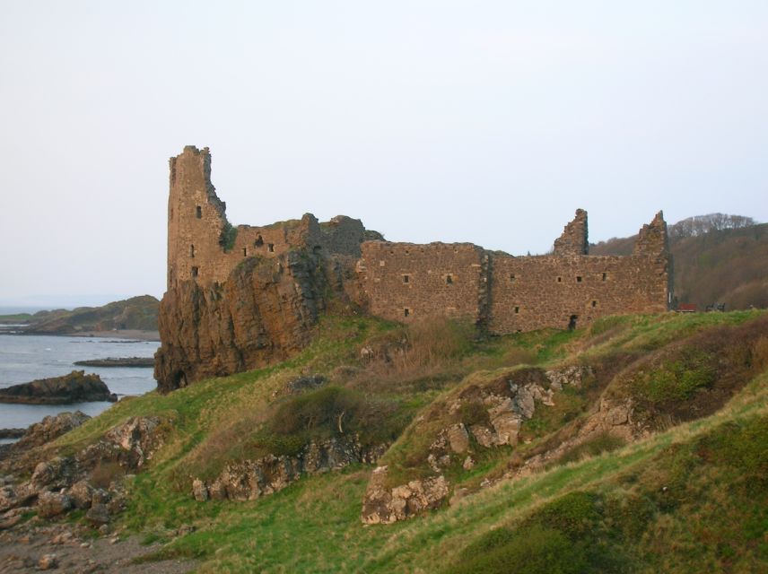 Culzean Castle, Robert Burns Country & the Ayrshire Coast - Dunure, a harbor with a darker past