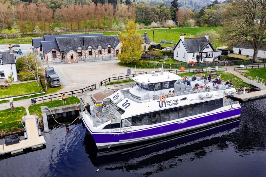 Dochgarroch: Caledonian Canal and Loch Ness 50min Cruise - Who should book this cruise?