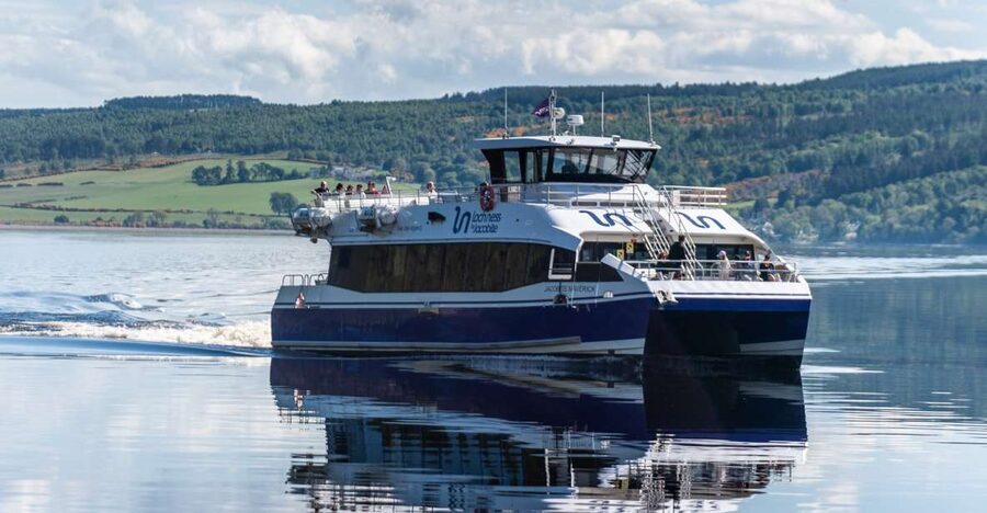 Dochgarroch: Loch Ness and Caledonian Canal 2-Hour Cruise - Setting out from Dochgarroch Lock
