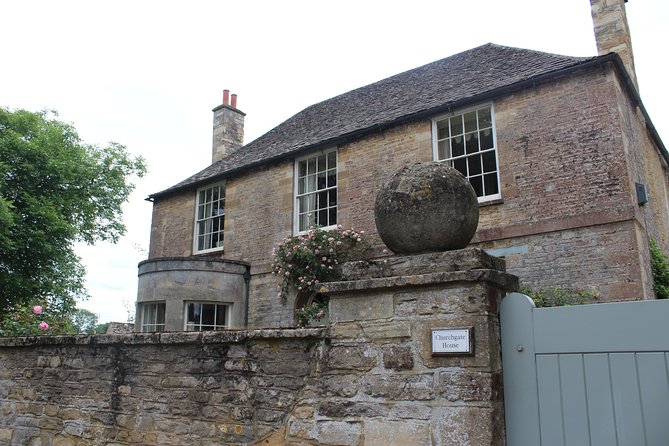 Downton Abbey and Village Small Group Tour from London - Transport, Comfort, and the Nine-Hour Schedule