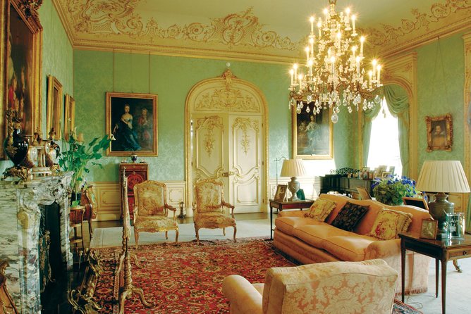 Downton Abbey & Highclere Castle Tour from London, with Oxford - What the long coach day feels like