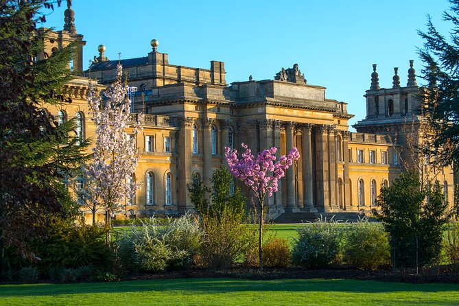 Downton Abbey Village, Blenheim Palace and Cotswolds Day Trip from London - Leaving Victoria on a full-day outing