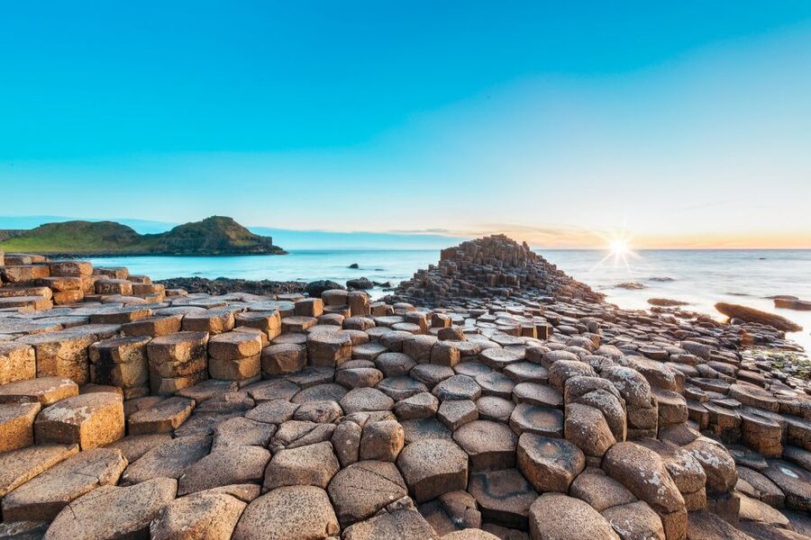 Dublin: Giants Causeway, Dark Hedges, Dunluce & Belfast Tour - Dunluce Castle, a five-minute view with a big payoff