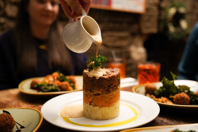 Eating Edinburgh: Old Town Food & Drinks Tour - Views, stories, and the Old Town’s long spine