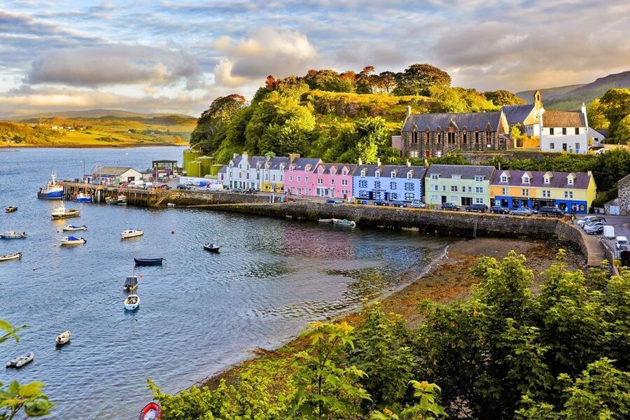 Edinburgh: 3-Day Isle of Skye, Highlands, and Loch Ness Tour - Glencoe and the stark sweep of Rannoch Moor
