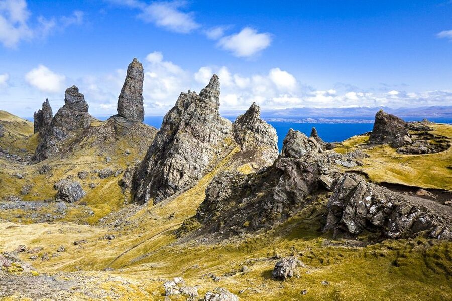 Edinburgh: 3-Day Isle of Skye, Highlands, and Loch Ness Tour - A full day around the Isle of Skye