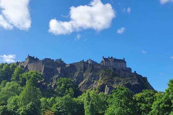 Edinburgh Castle Highlights Tour with Tickets, Map, and Guide - Starting beside the David Hume statue