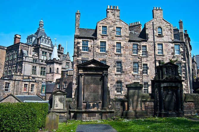 Edinburgh Darkside Walking Tour: Mysteries, Murder and Legends - How much walking and standing should you expect?