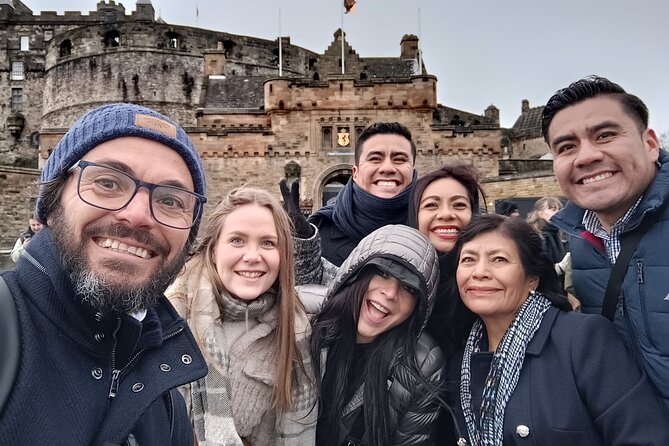 Edinburgh Full Day Walking Tour with Castle Included -Small Group - A strong five-hour introduction to Edinburgh