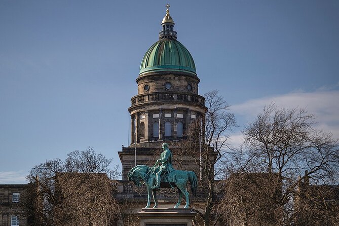 Edinburgh Full Day Walking Tour with Castle Included -Small Group - Grassmarket and colorful Victoria Street