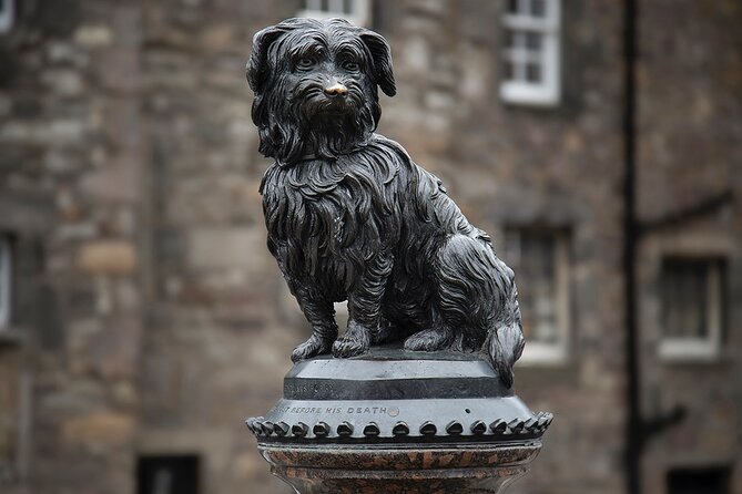 Edinburgh Full Day Walking Tour with Castle Included -Small Group - Writers’ Museum and the Castle Esplanade