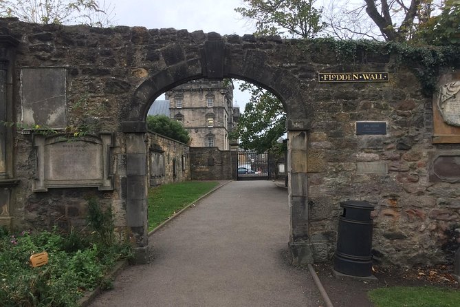 Edinburgh: History Lovers Old Town Walking Tour - Princes Street Gardens and the medieval city below