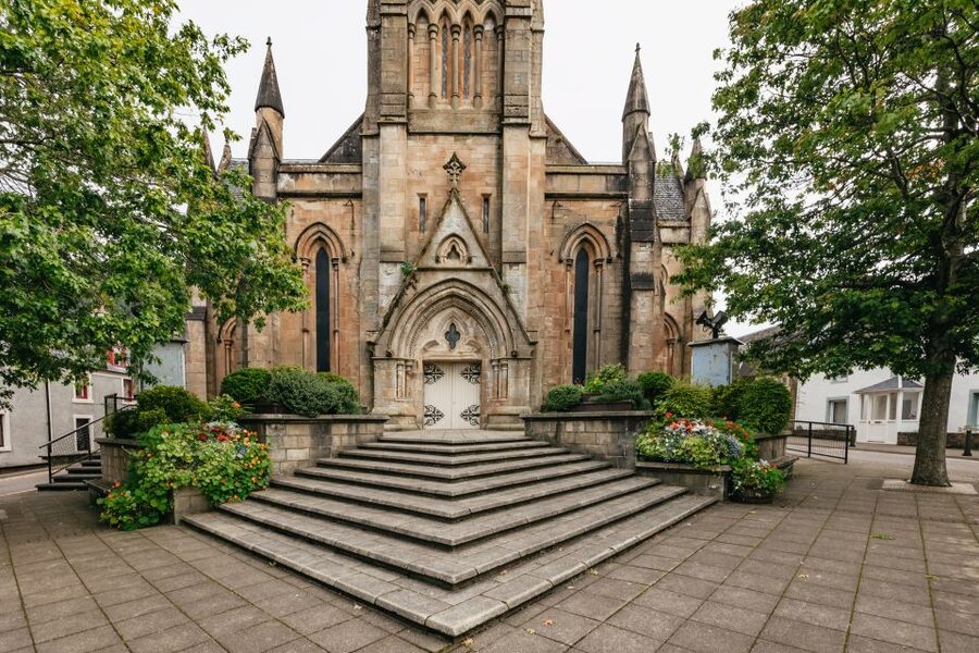 Edinburgh: Loch Ness, Glencoe, Coos & the Highlands Day Tour - Crossing the Cairngorms National Park