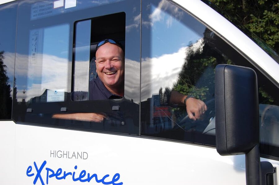 Edinburgh: Loch Ness, Glencoe, Coos & the Highlands Day Tour - Loch Ness, Urquhart Castle, and the optional cruise