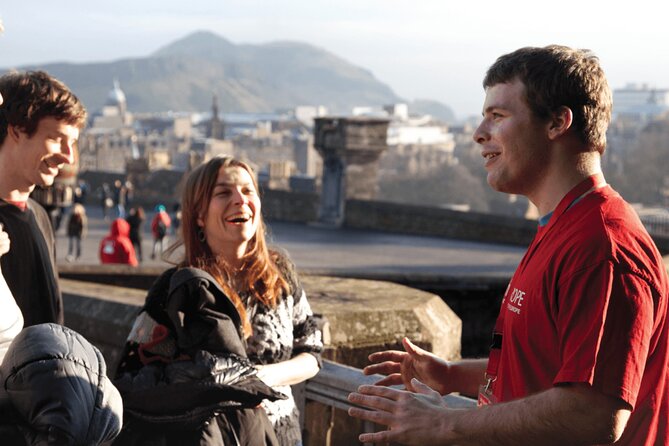 Edinburgh: Old Town's Highlights Walking Tour - Starting at 130 High Street on the Royal Mile
