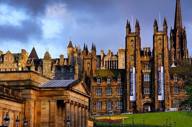 Edinburgh Private Walking Tour - The Royal Mile, where the city’s best stories gather