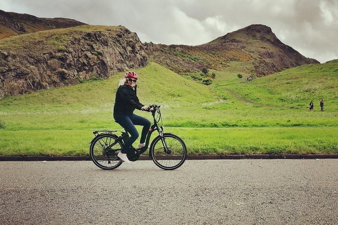 Edinburgh Sky to Sea Bike or E-Bike Tour with Transfer by TBC - Holyrood, Parliament, and Arthur’s Seat
