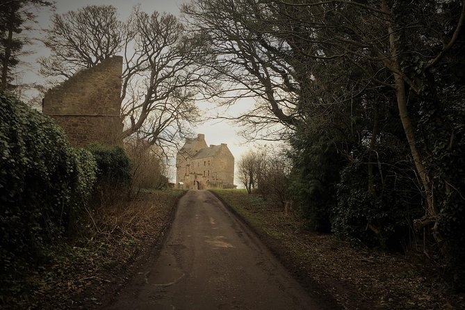 Edinburgh: The Outlander, Palaces & Jacobites Tour - Culross, the day’s most convincing period setting