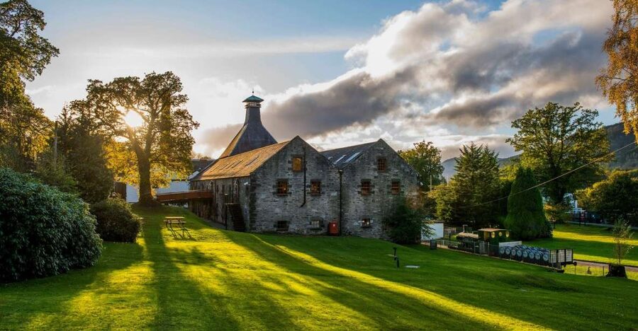 Edinburgh: Ultimate Whisky Experience - Why this makes a good whisky day from Edinburgh