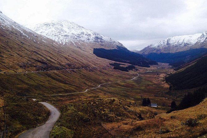Edinburgh: West Highland Lochs, Mountains & Castles - The guide can make or break a long coach day