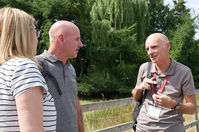 Emmerdale Classic Locations Bus Tour from Leeds - The guide and the value of hearing the stories