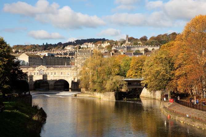 England in One Day: Stonehenge, Bath, the Cotswolds and Stratford-upon-Avon Day Trip from London - The Cotswolds viewed from the coach