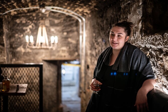 Evolution of Gin and Underground Gin Tasting in Edinburgh | 1hr - A one-hour route through gin’s early days