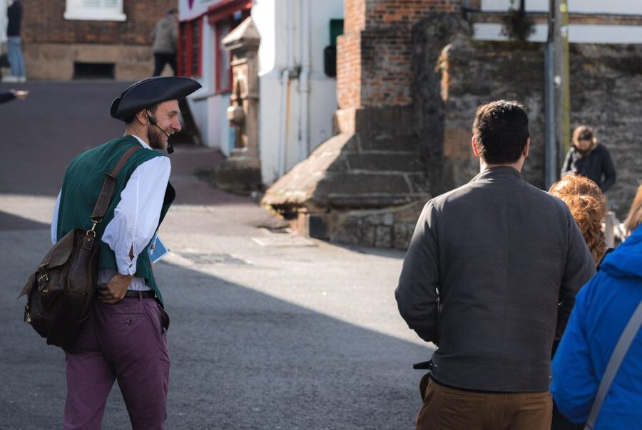 Falmouth: Vibrant Historical Walking Tour (award-winning) - Falmouth’s rise from harbour town to world connection