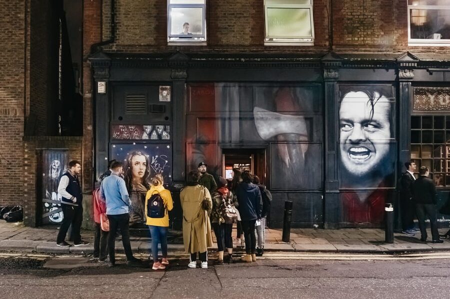 French Language : Original Jack the Ripper Tour - Walking through Whitechapel and Brick Lane