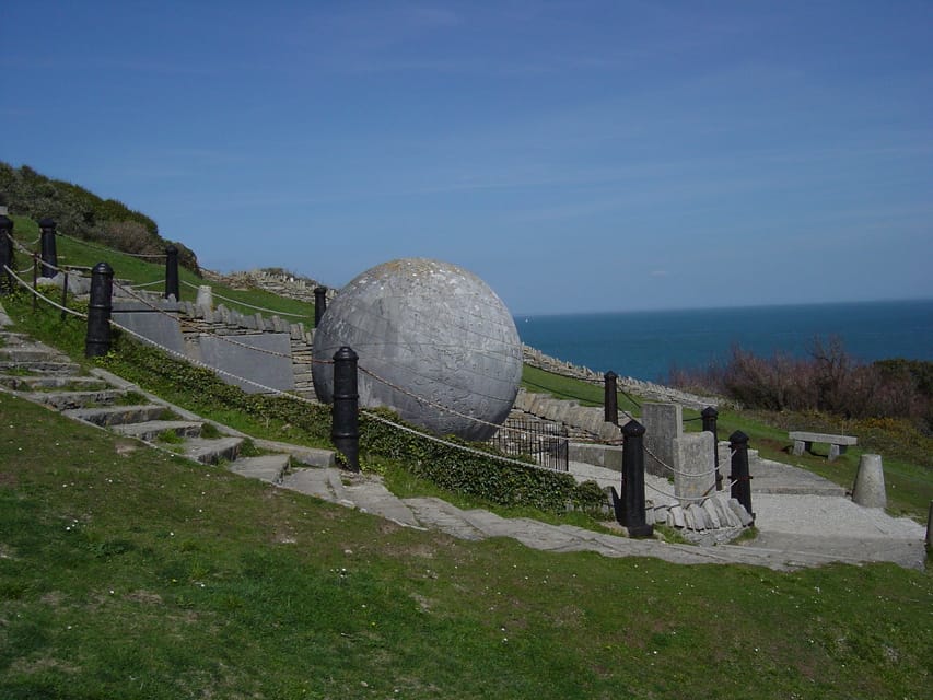 From Bournemouth: Jurassic Coast & Isle of Purbeck Day Tour - How the guiding affects the experience