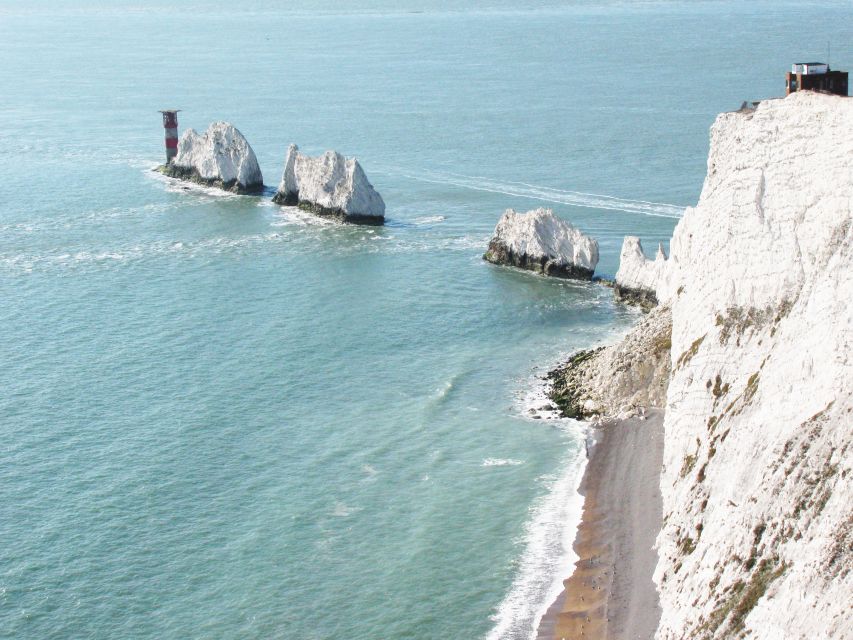 From Brighton: Isle of Wight Full-Day Trip via Portsmouth - The scenic drive toward Alum Bay