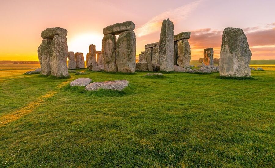 From Brighton: Stonehenge and Bath Full-Day Trip - Should you visit the Roman Baths?