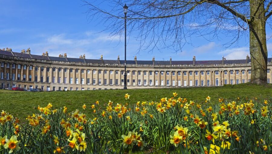 From Brighton: Stonehenge and Bath Full-Day Trip - Who will get the most from the $120 price?