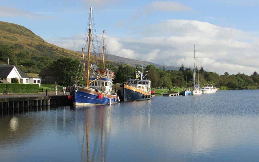 From Edinburgh: 2-Day Loch Ness, Inverness & Highlands Tour - Why two days works better than a Loch Ness day trip