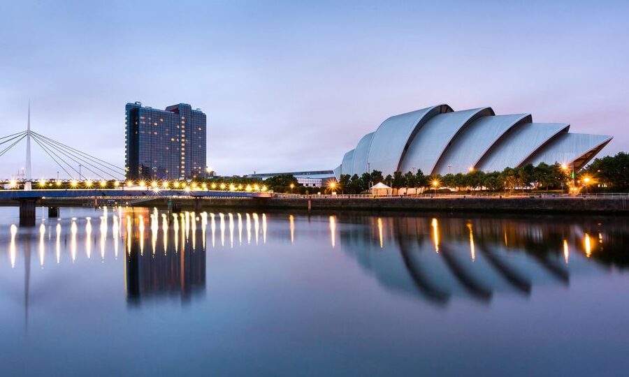From Edinburgh: Glasgow & Scottish lakes Spanish Tour - Four Scottish highlights in one long day
