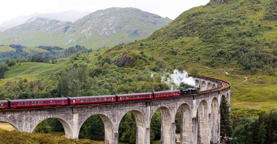From Edinburgh: Hogwarts Express and Scottish Highlands Tour - From Edinburgh across Fife and Perth
