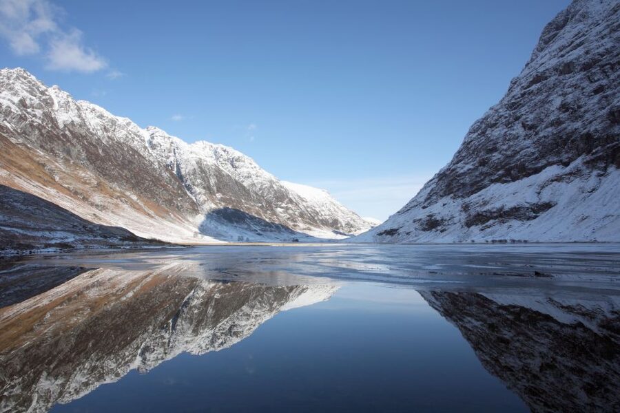 From Glasgow: Glenfinnan, Fort William, and Glencoe Day Trip - Tyndrum begins the Highland rhythm