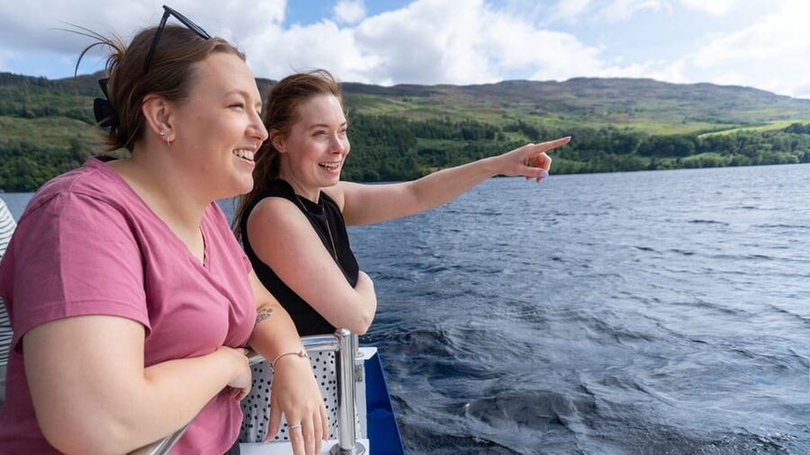 From Glasgow: Loch Ness, Glencoe and Scottish Highlands Trip - Loch Lomond starts the road north