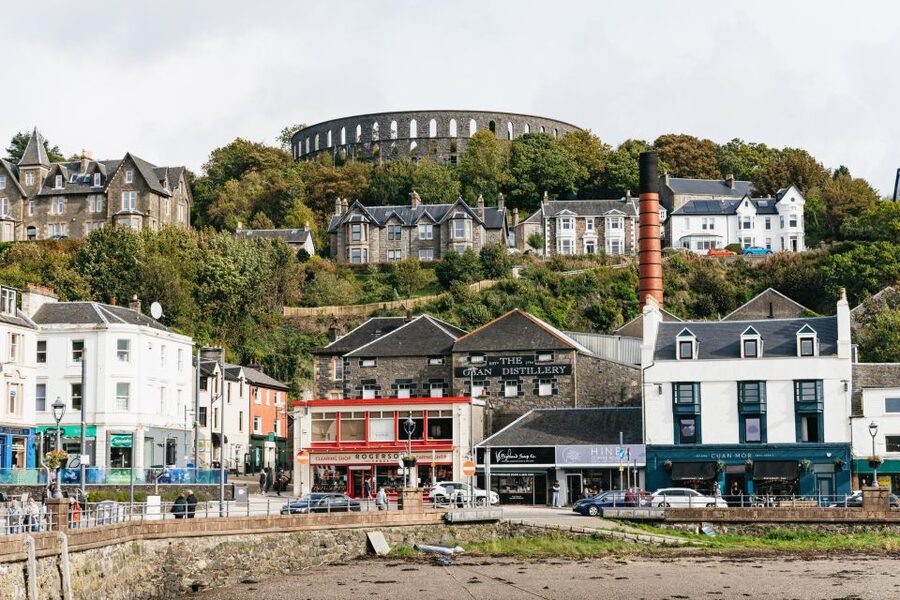 From Glasgow: Oban, Glencoe, Highland Lochs & Castles Tour - Inveraray on Loch Fyne