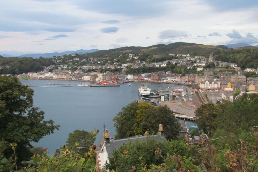 From Glasgow: Oban, Glencoe & West Highland Castles Day Trip - Castles from the coach: Kilchurn and Castle Stalker