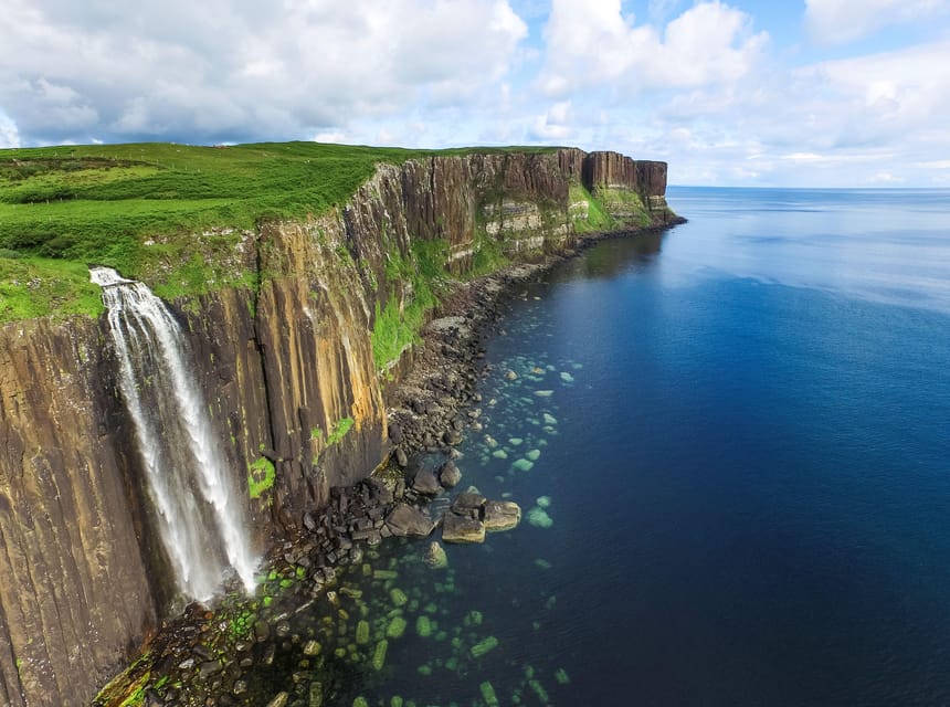 From Inverness: Isle of Skye & Scottish Highlands Tour - 7:30 a.m. from Inverness, with no room for a lazy morning