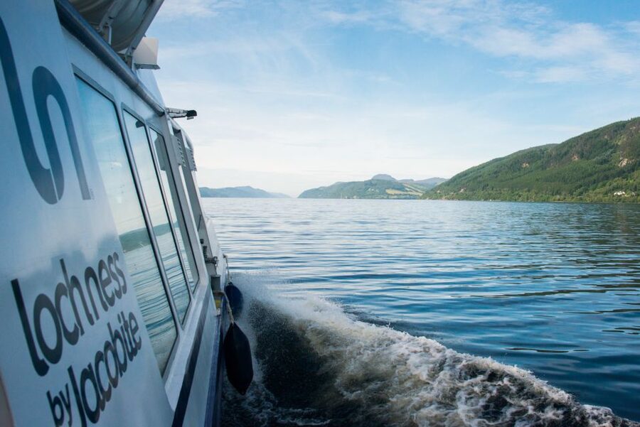 From Inverness: Loch Ness Cruise and Urquhart Castle - What the guides add to the experience