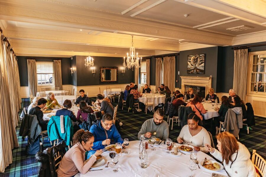 From London: Full-day Cotswolds Tour with Optional Lunch - The coach ride home and the real cost of the day
