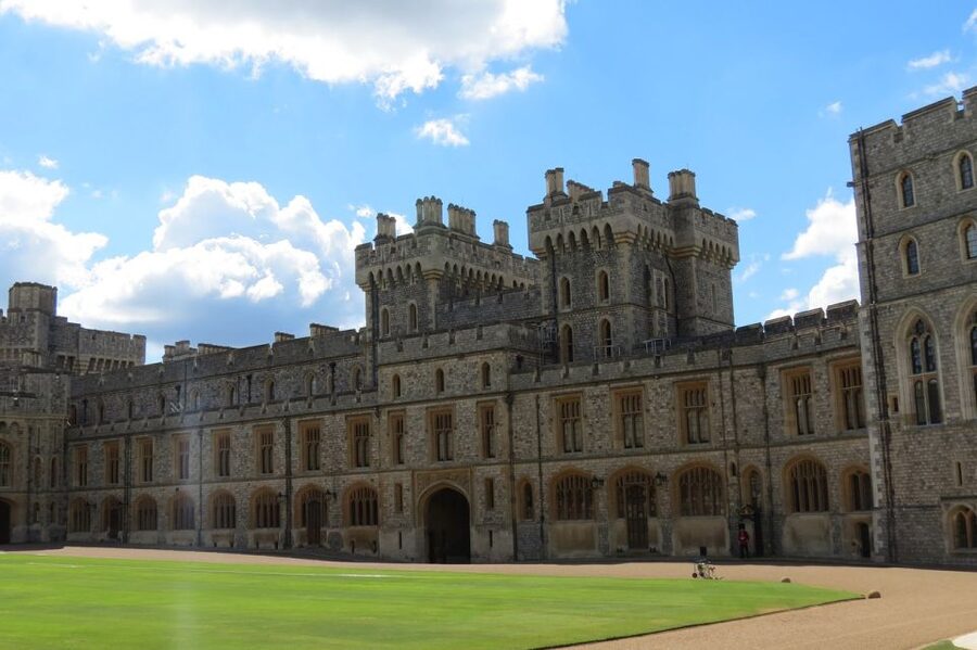 From London: Half-Day Trip to Windsor with Castle Tickets - Windsor Castle is the reason to go